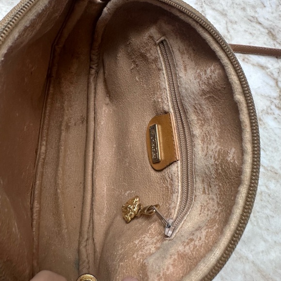 Vintage GUCCI web GG monogram coated mini crossbody bag. - Picture 12 of 16